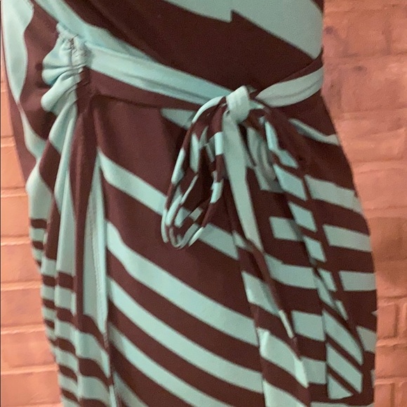 Soho Apparel Mint Green and Black Wrap Dress - Picture 2 of 4
